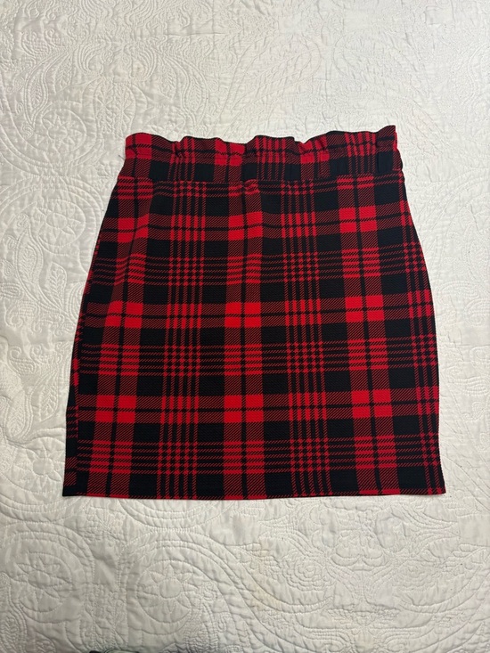 SHEIN Dresses & Skirts - SHEIN Red and Black Plaid Mini Skirt